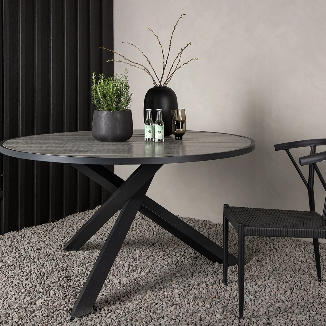 furniture-garden-table